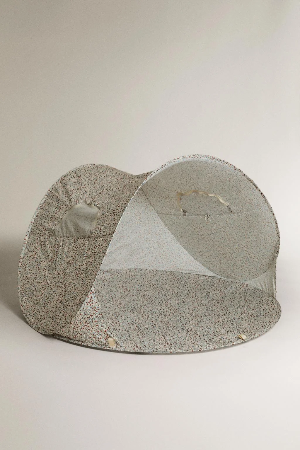 Детской пляжный тент с цветочным принтом — Мебель