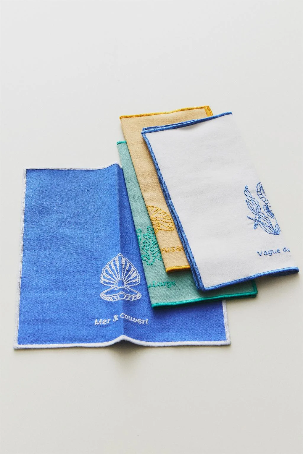 PACK OF EMBROIDERED MARINE COCKTAIL NAPKINS (PACK OF 4)