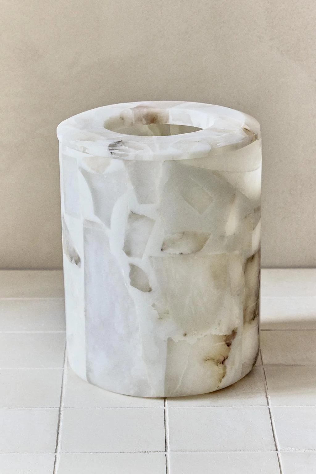 ALABASTER RESIN BATHROOM BIN