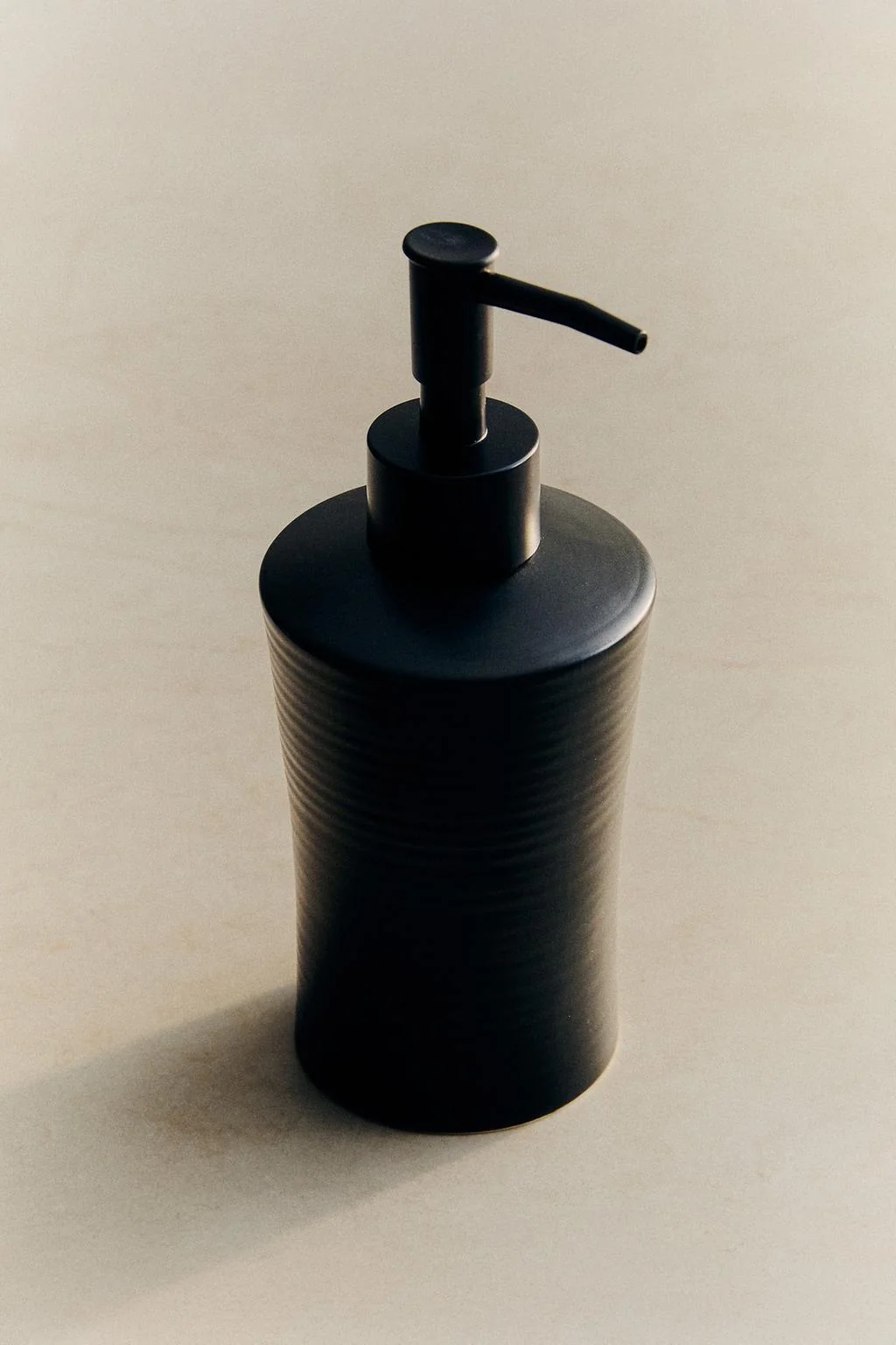 BLACK SOAP DISPENSER