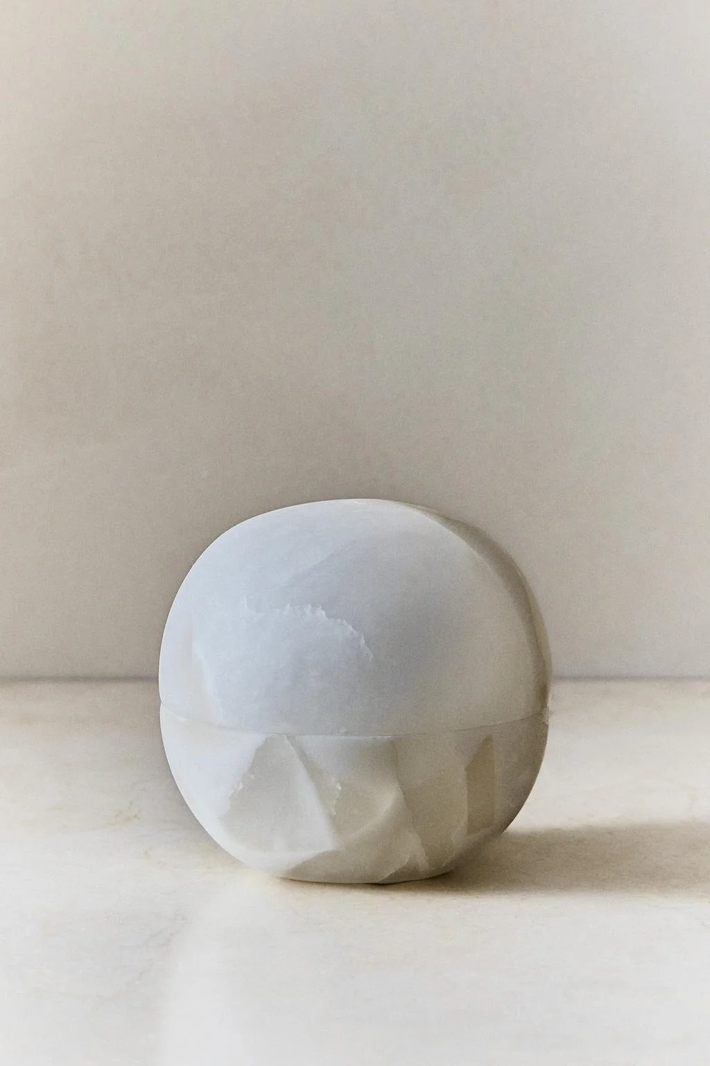 ALABASTER RESIN BATHROOM JAR