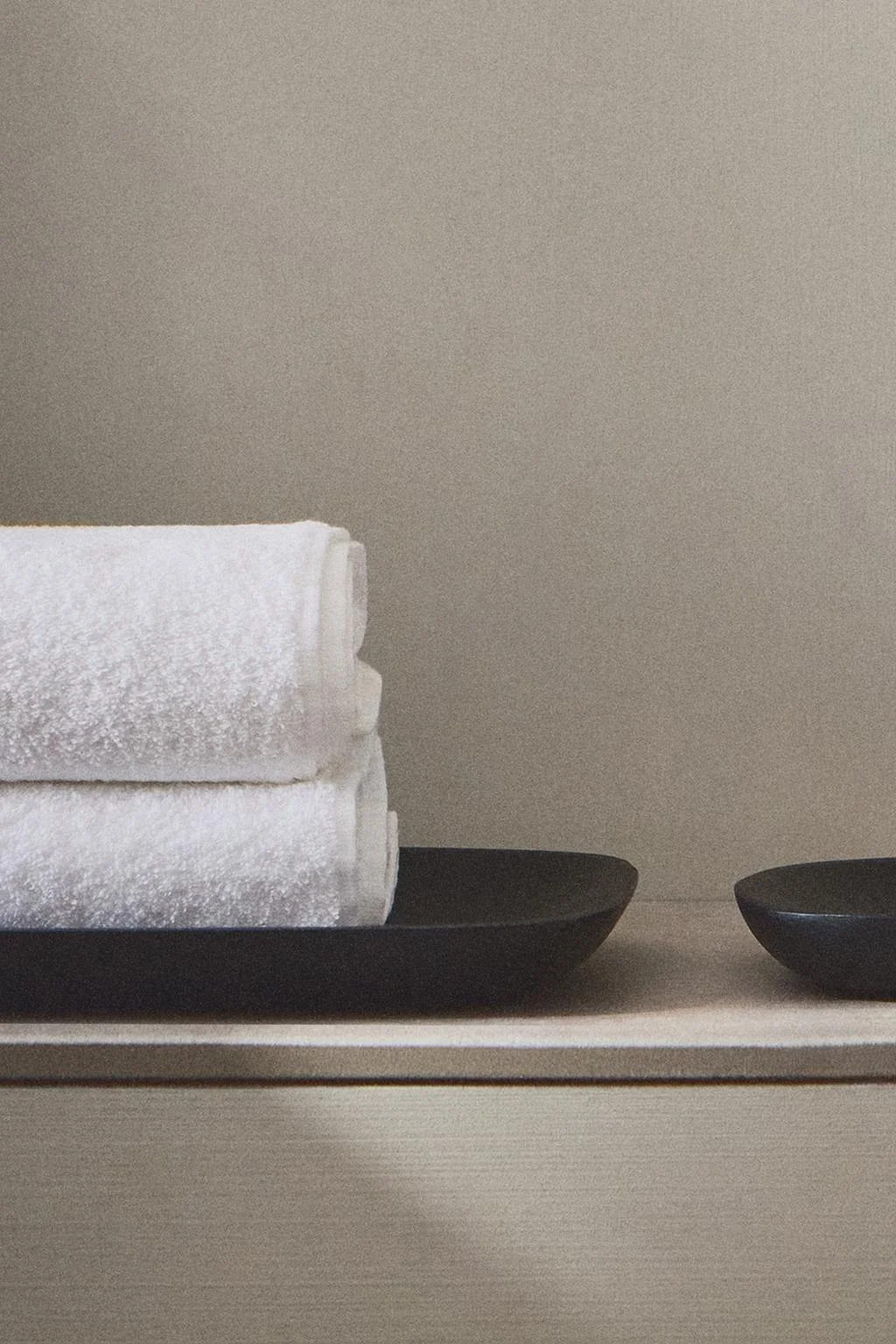 DARK WOODEN TRAY