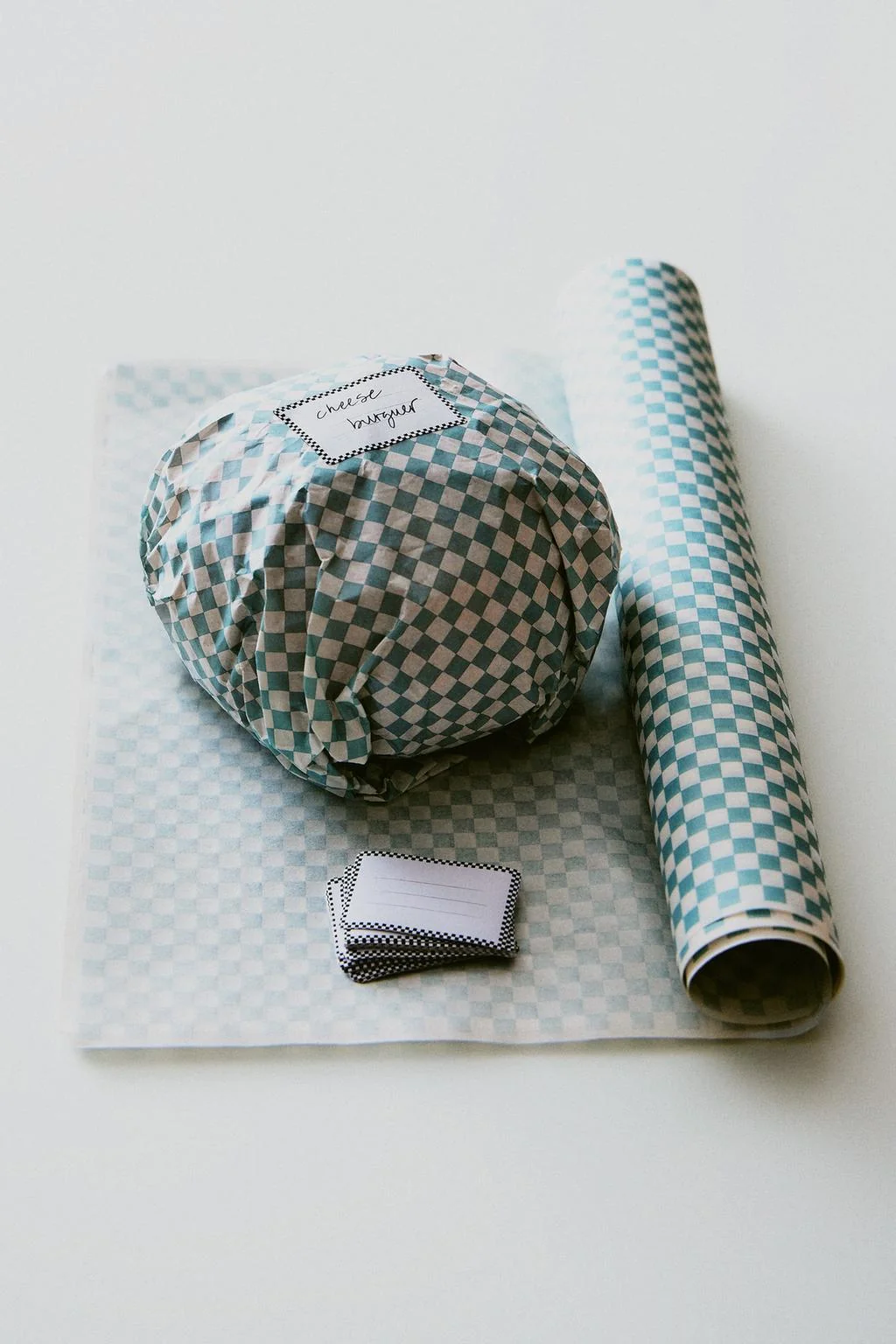 CHECKED BURGER NAPKIN SET