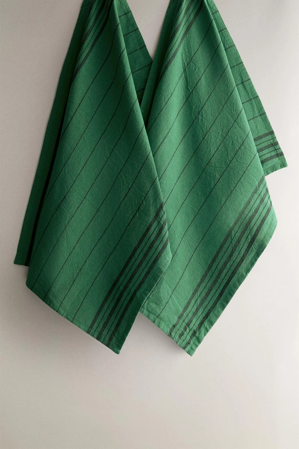 SET OF DYED THREAD TEA TOWELS (SET OF 2)