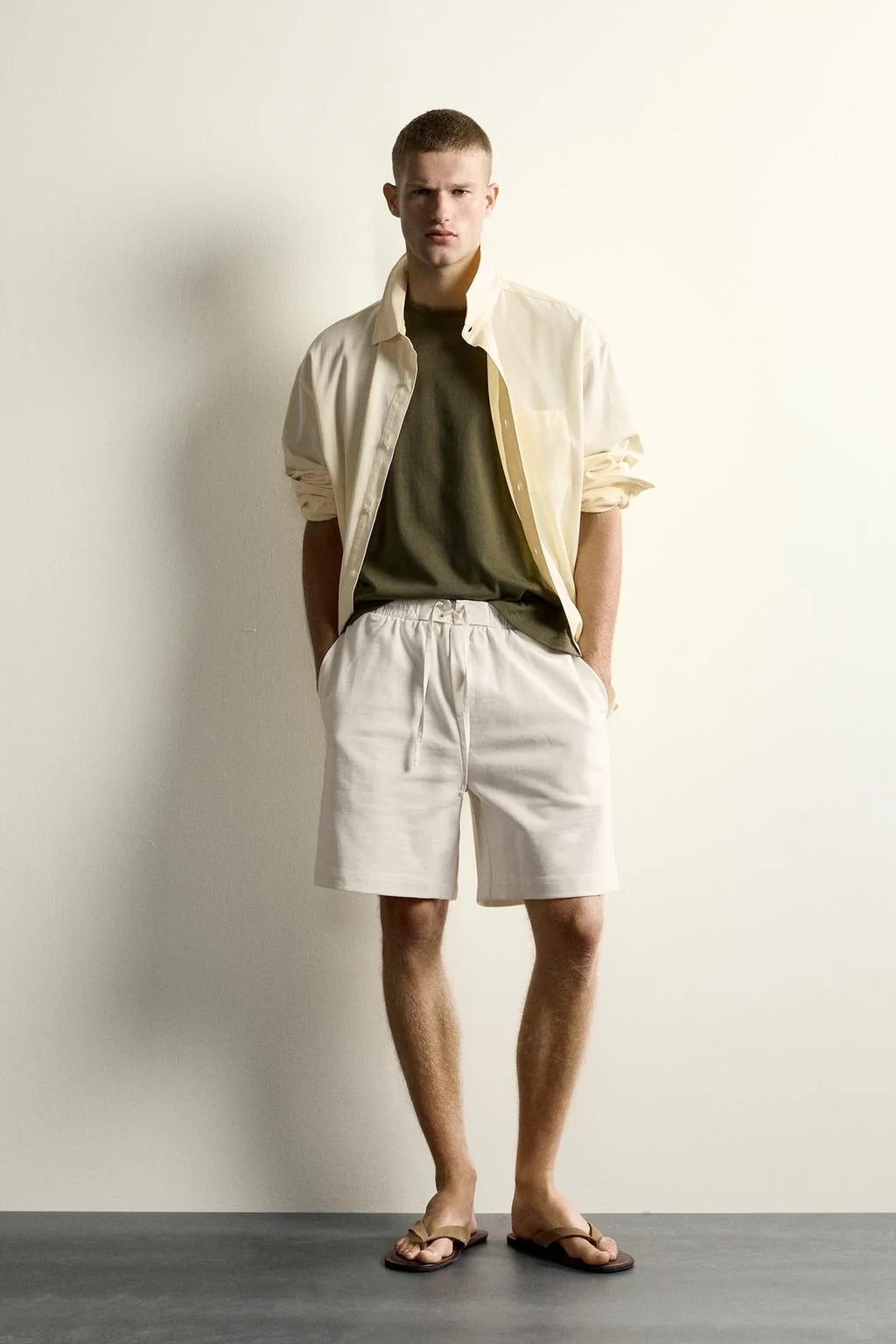 COMBINED WAIST JOGGER BERMUDA SHORTS