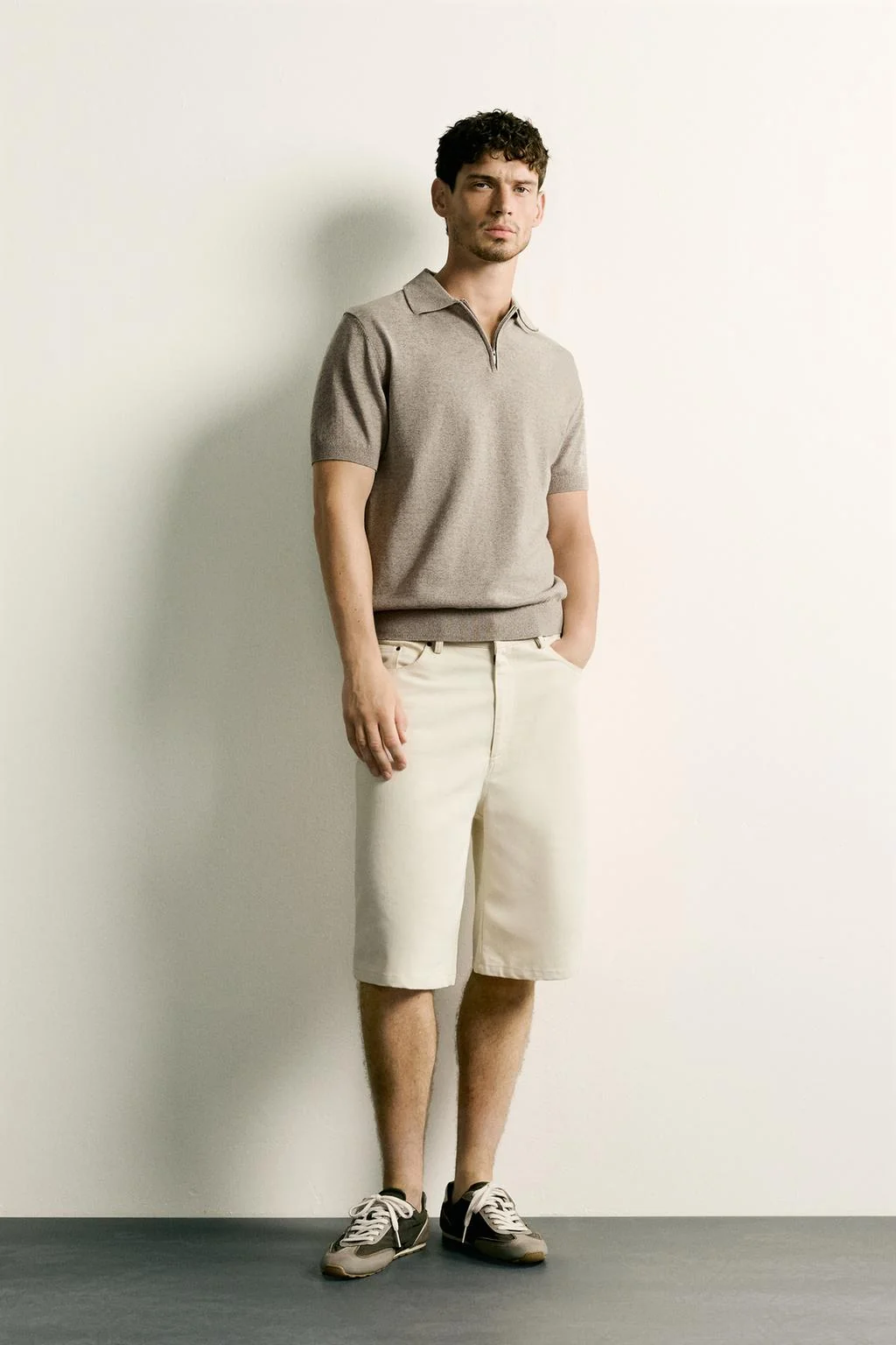 REGULAR FIT KNIT ZIP POLO SHIRT