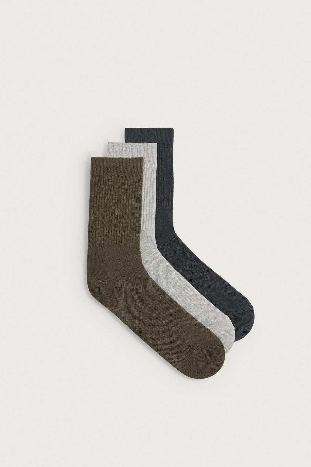 3-PACK OF RIBBED SOCKS