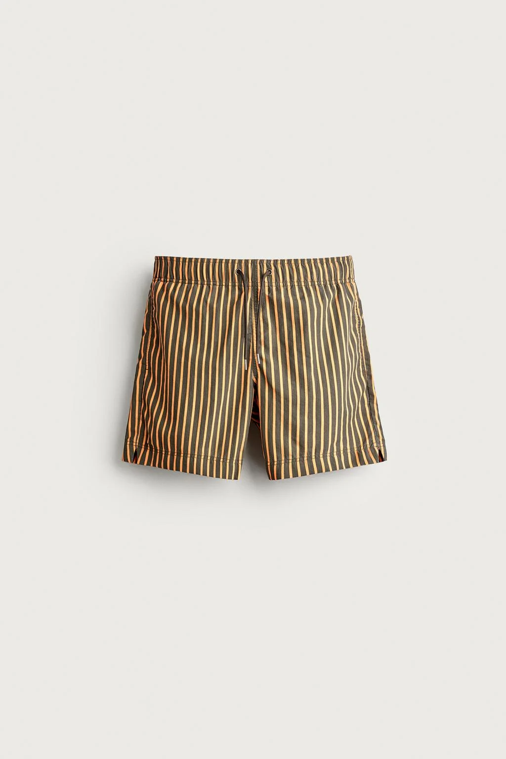 STRIPED MID-LENGTH SWIMMING TRUNKS