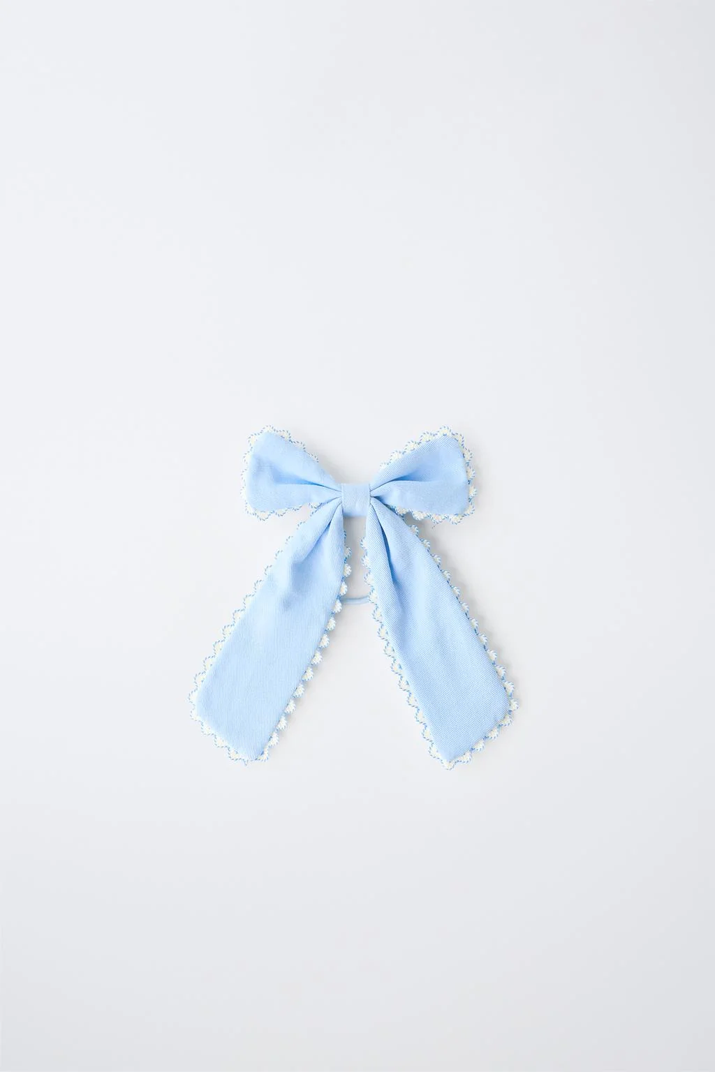 LARGE WAVY BOW SCRUNCHIE