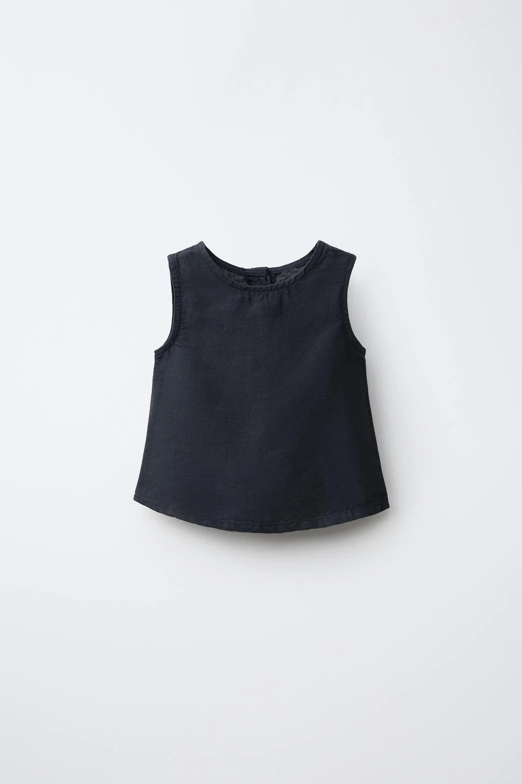 LINEN BLEND TOP