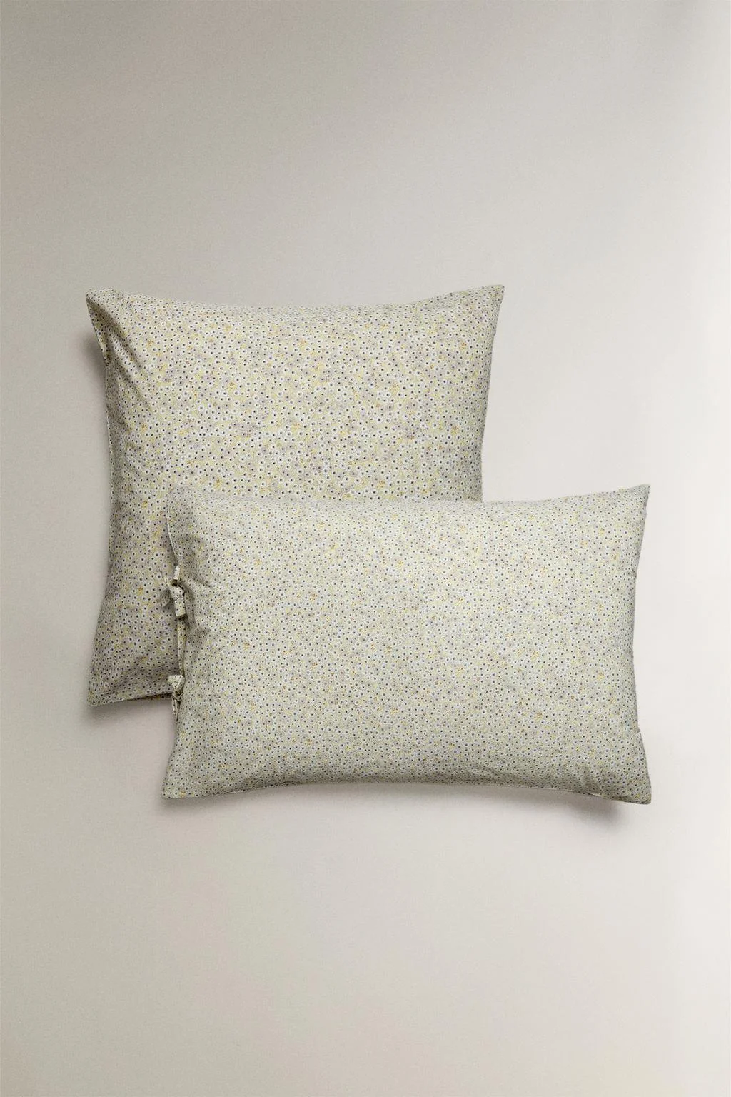 CHILDREN'S FLORAL PILLOWCASE