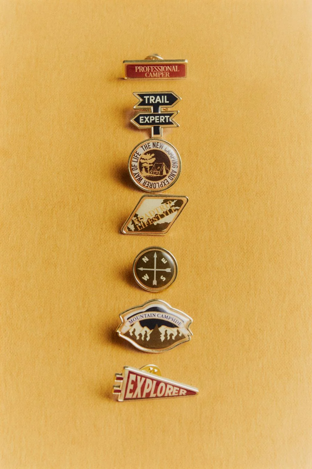 PACK OF ADVENTURE PINS (PACK OF 7)