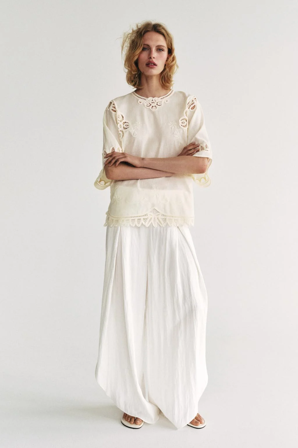 ZW COLLECTION EMBROIDERED LINEN BLEND BLOUSE