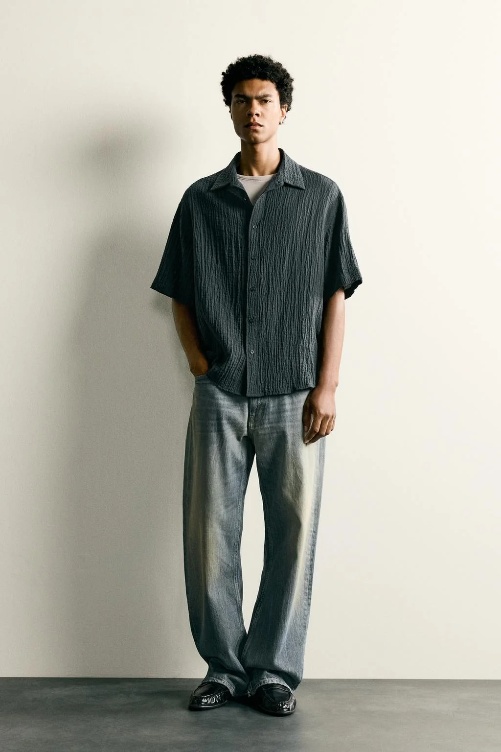 RELAXED FIT TEXTURED SHIRT