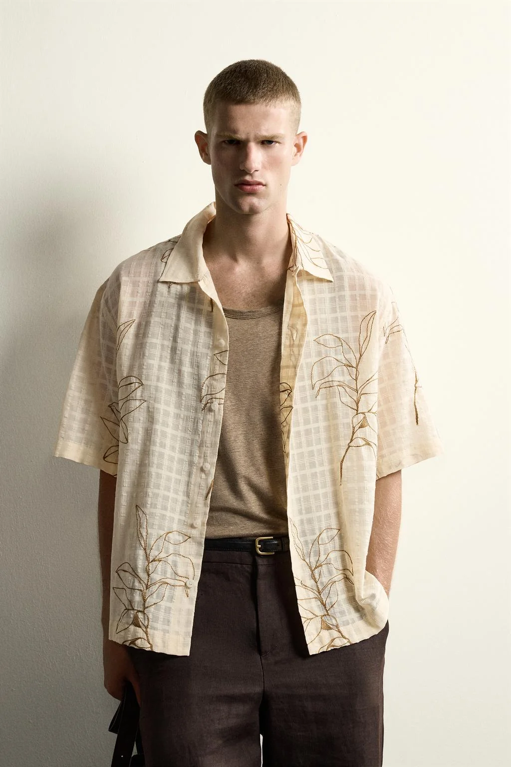 LEAF EMBROIDERY JACQUARD SHIRT