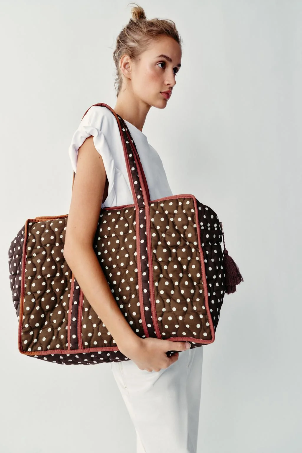 QUILTED DOT PRINT BAG