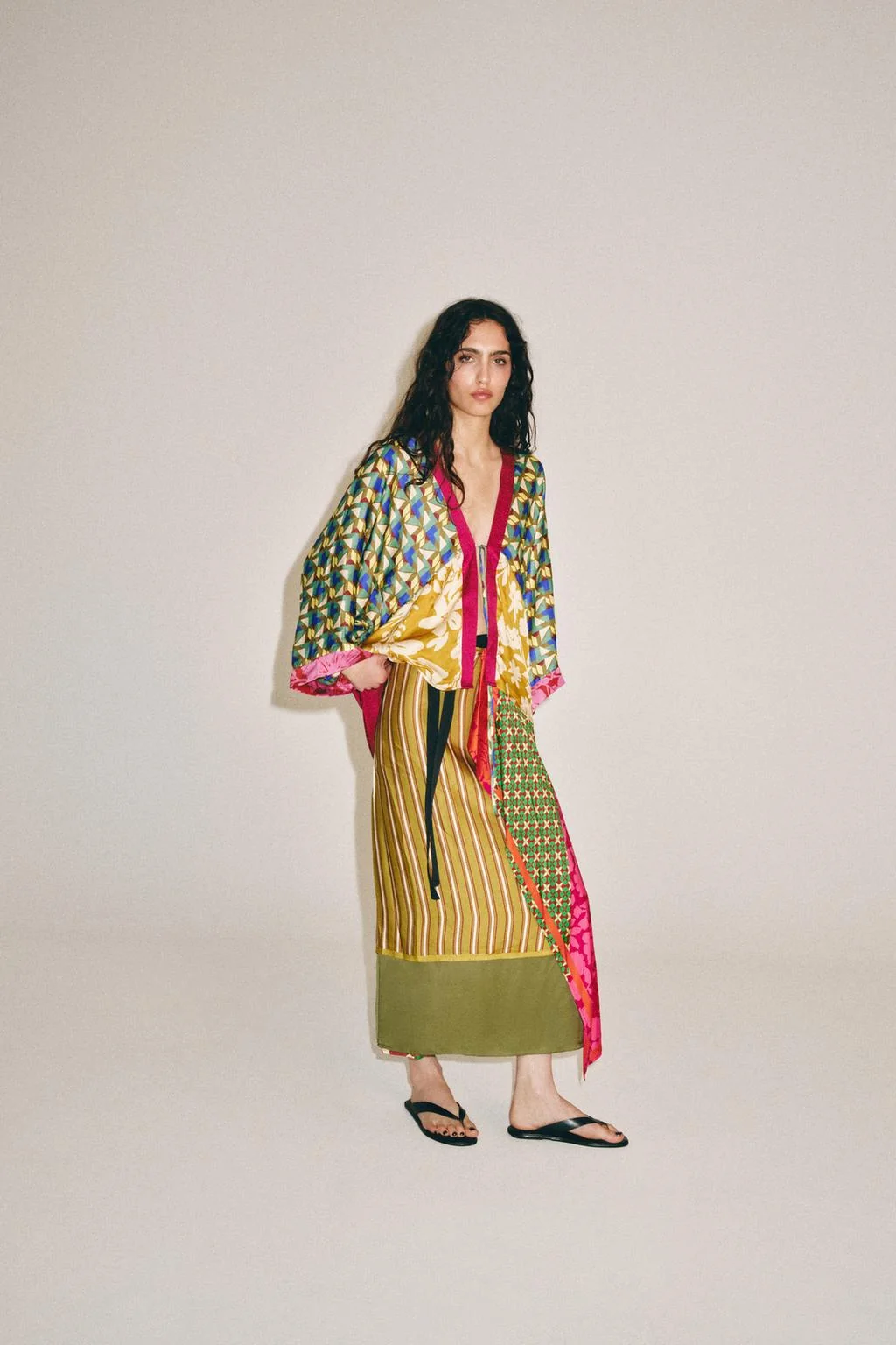 FLORAL AND STRIPE PRINT SARONG SCARF