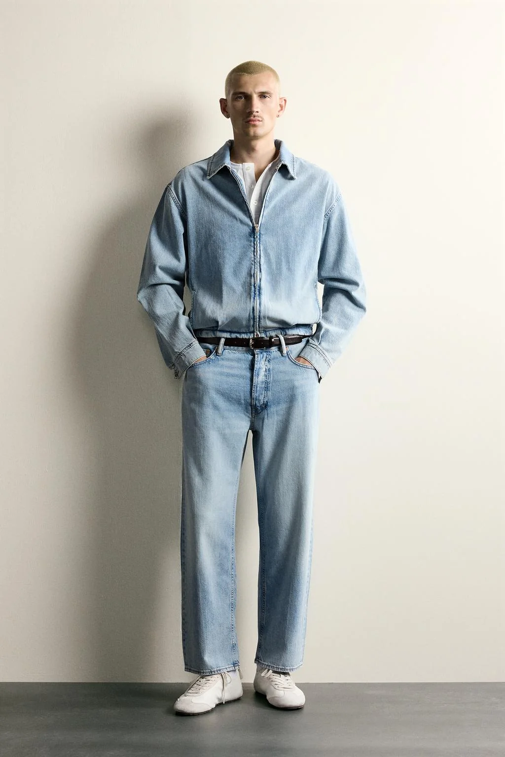 WASHED DENIM JACKET WITH ZIP