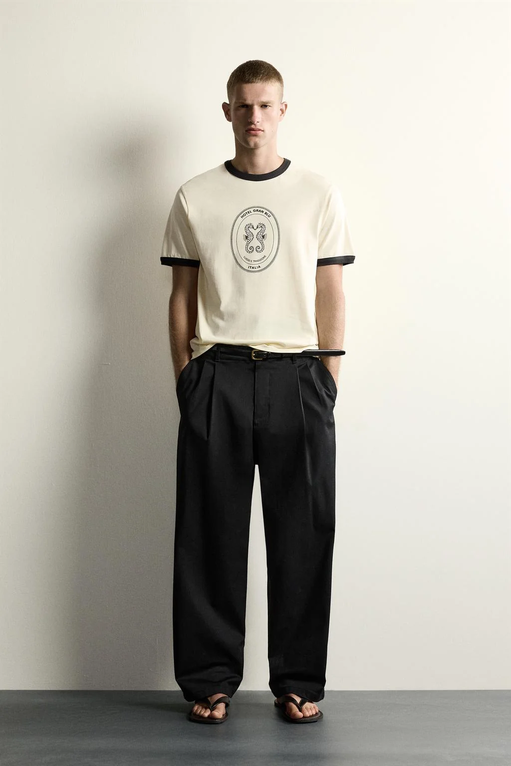 BASIC CONTRAST RIB T-SHIRT