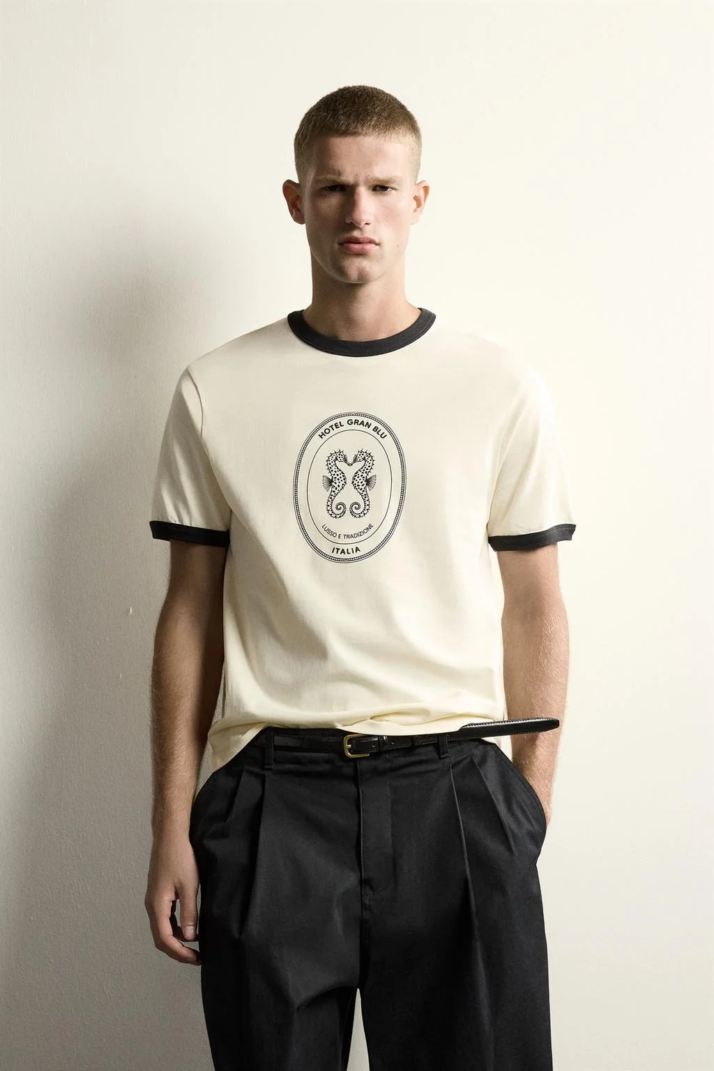 BASIC CONTRAST RIB T-SHIRT
