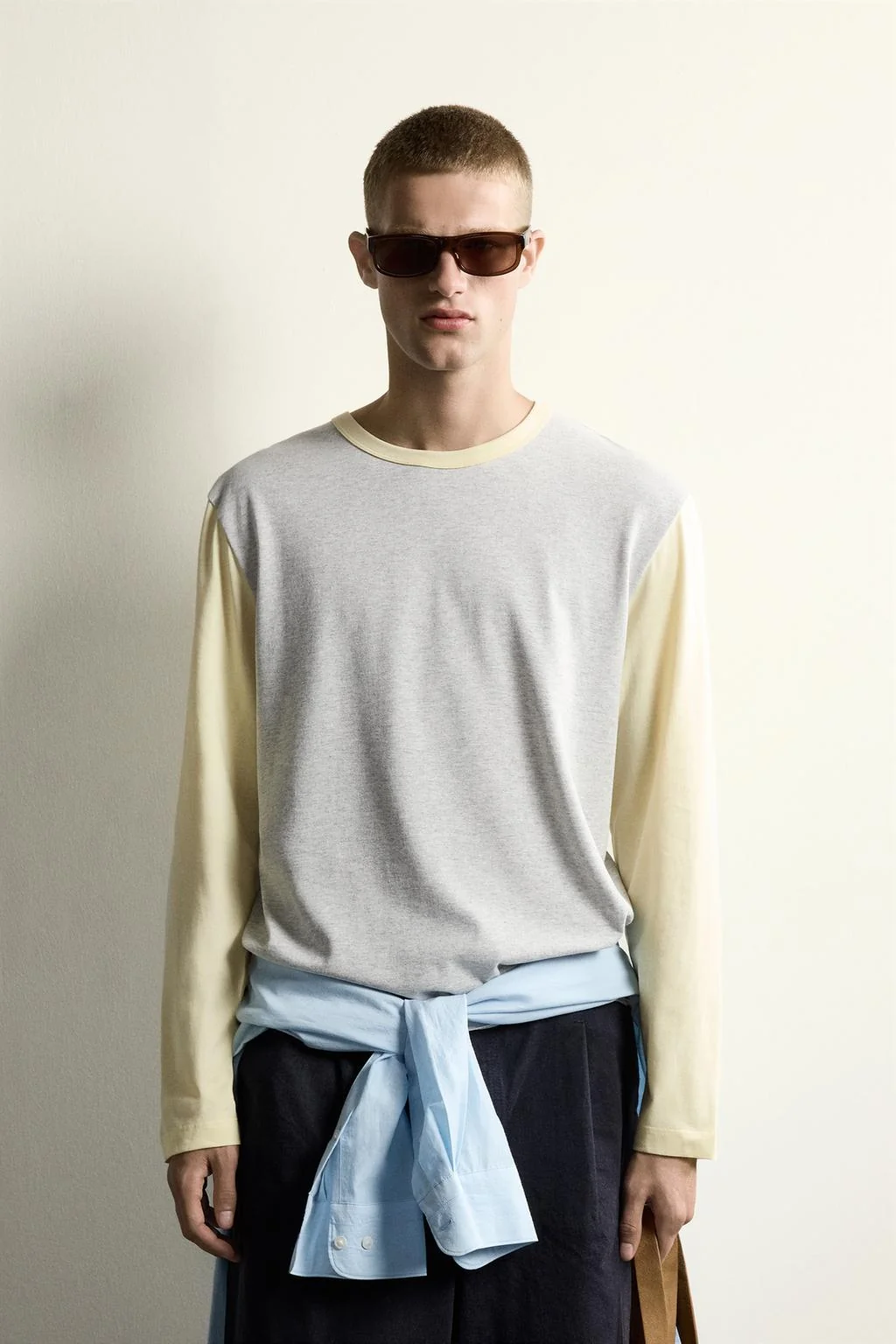RELAXED FIT COLOUR BLOCK T-SHIRT