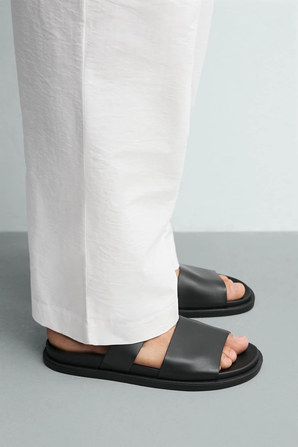 STRAPPY SANDALS