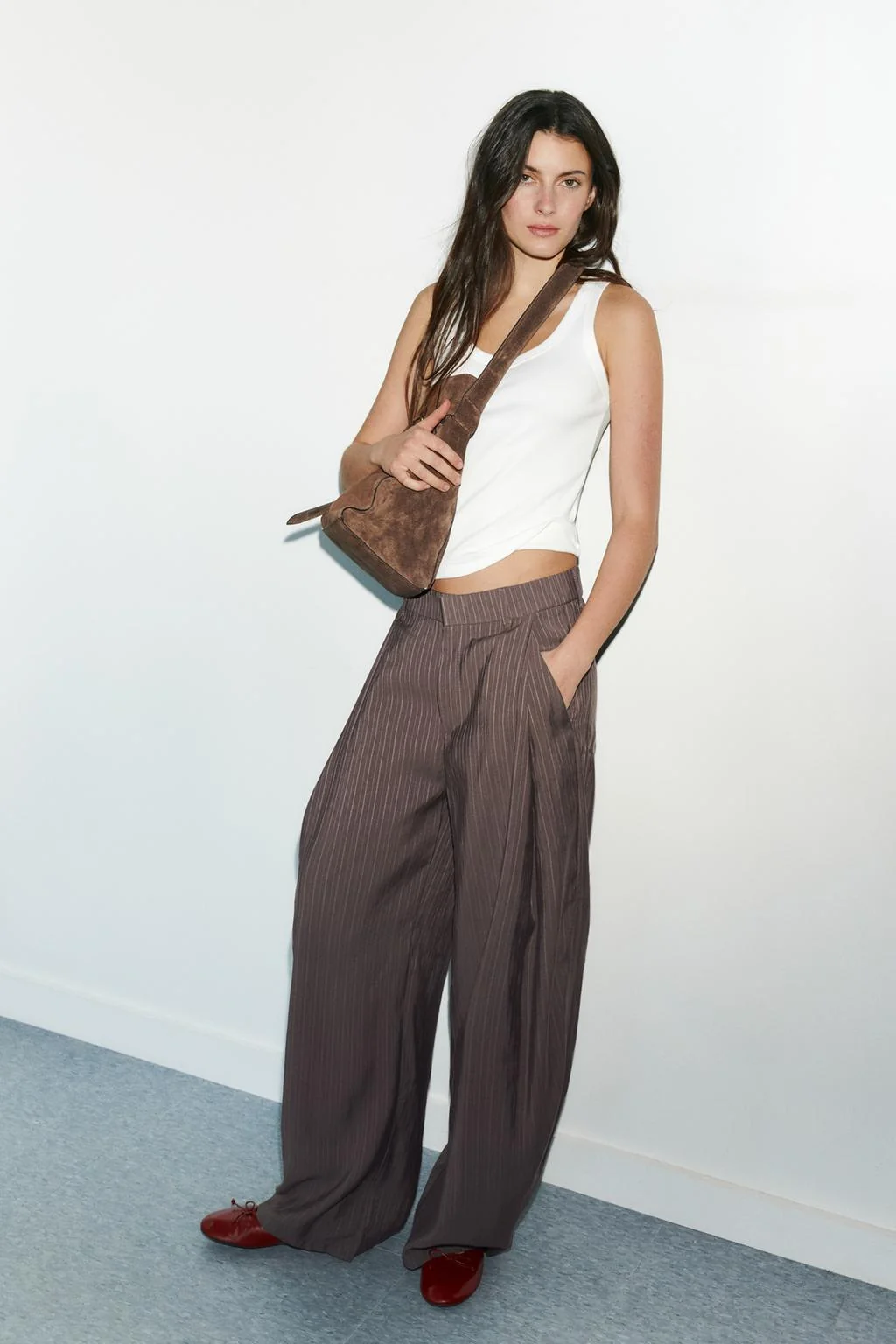 Брюки со складками