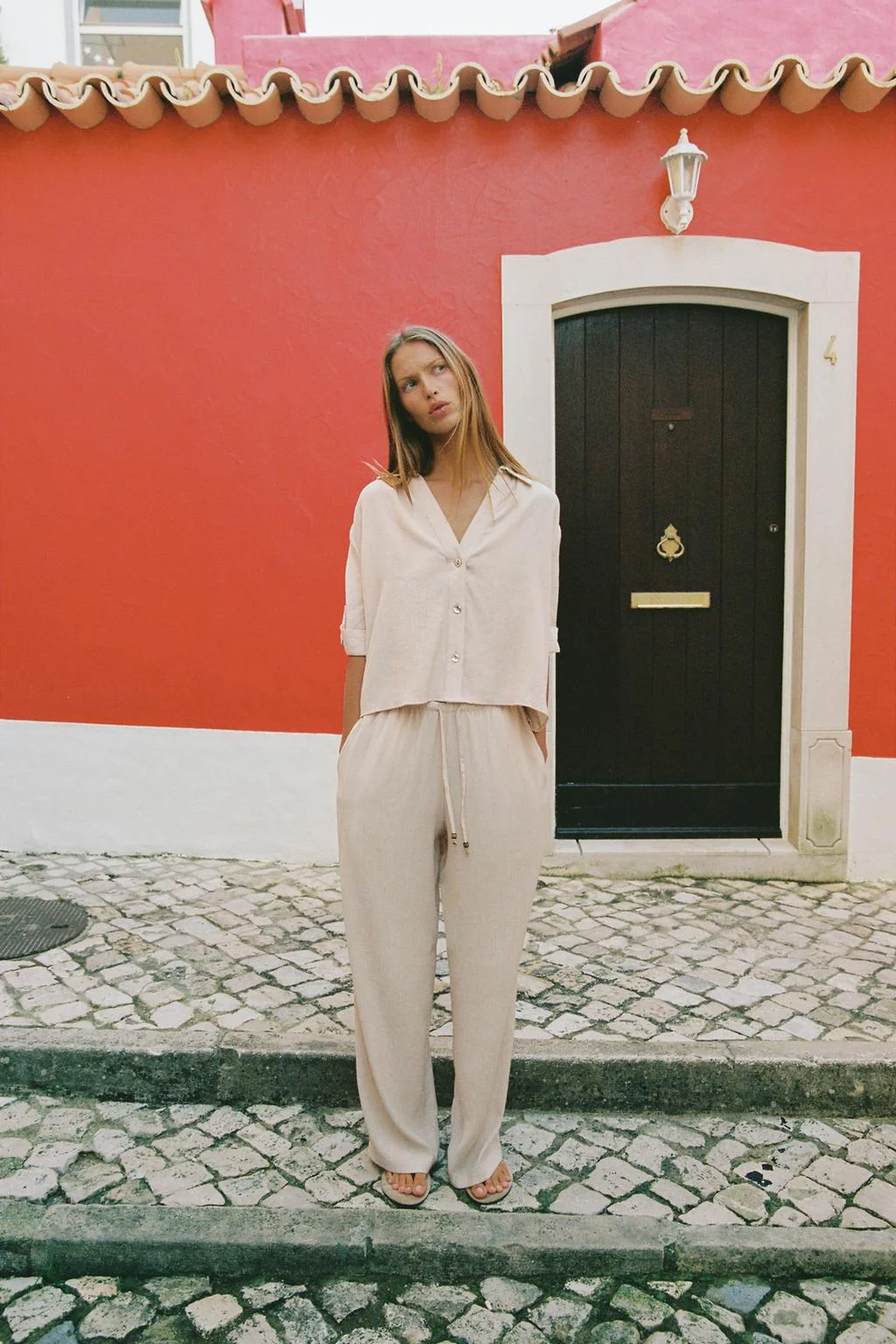 Комплект из брюк с прямыми штанинами