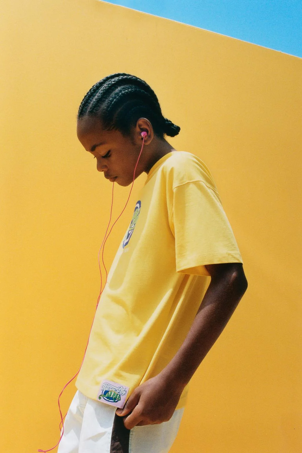 T-SHIRT WITH RAISED PRINT