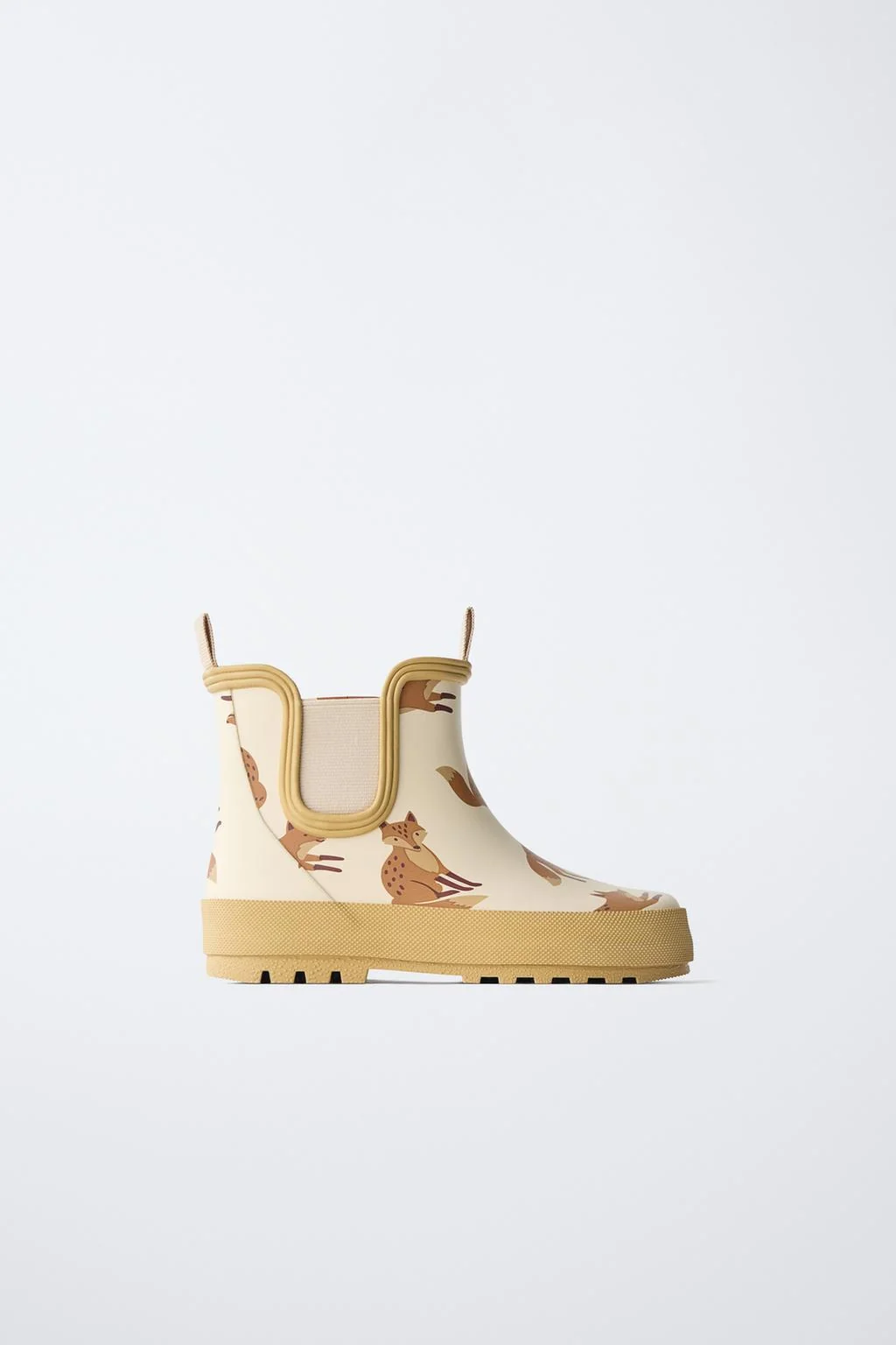RAIN BOOTS