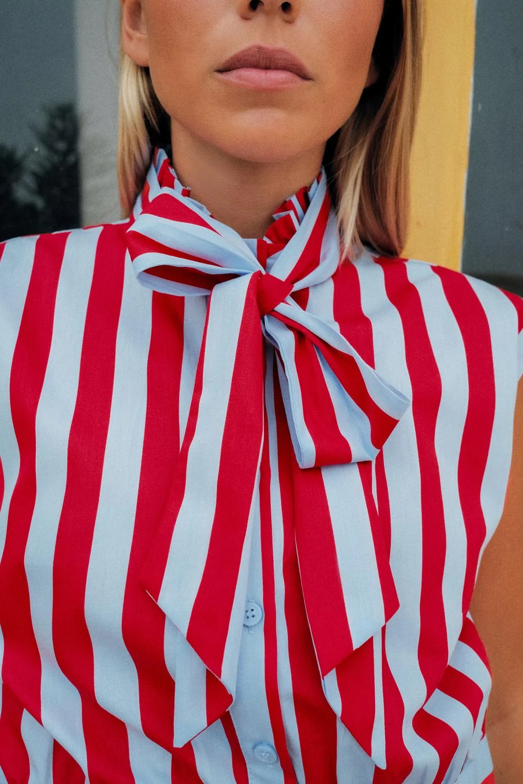 STRIPED SHIRT WITH TIED DETAIL