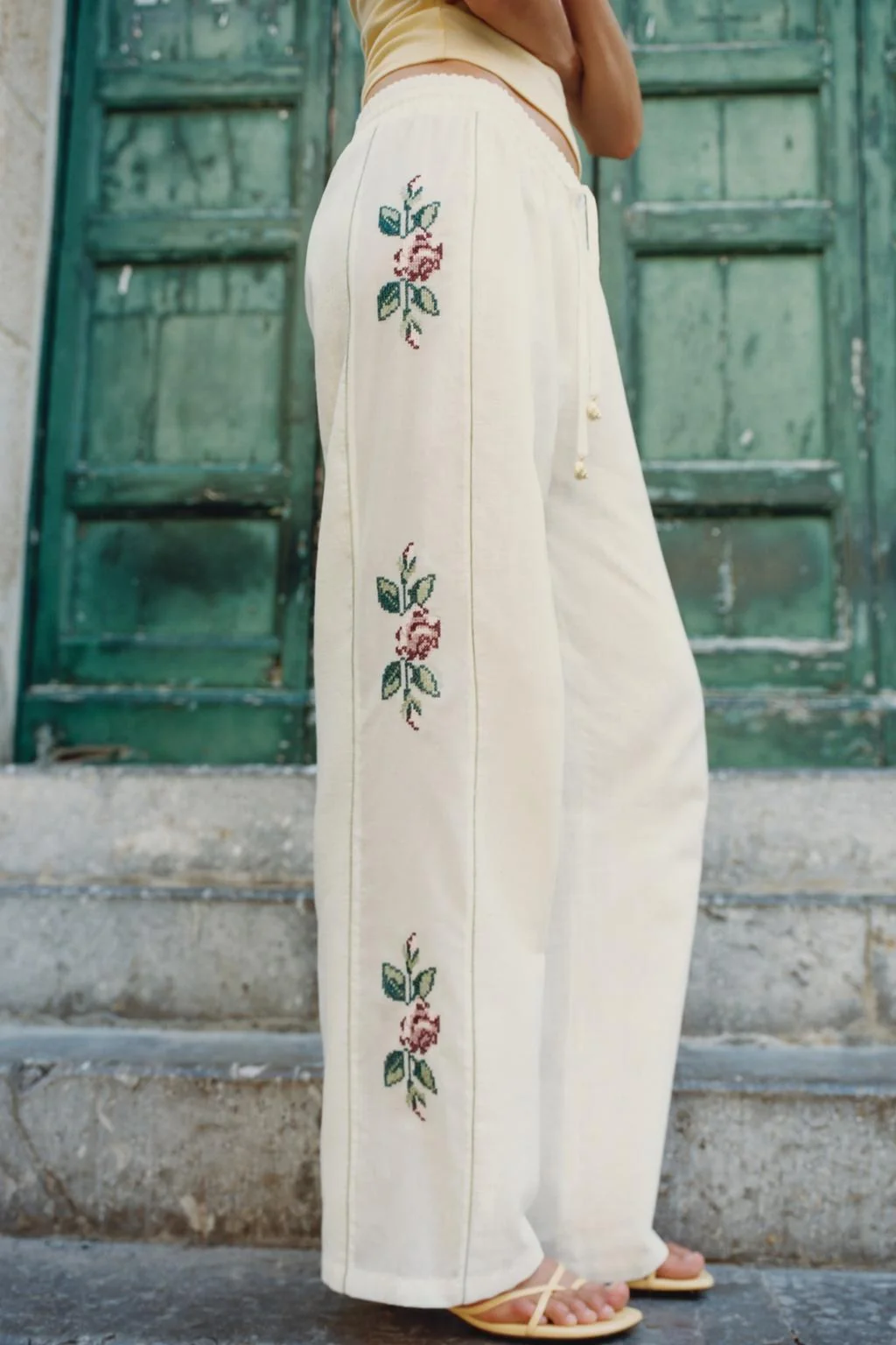 STRAIGHT FIT TROUSERS WITH SIDE STRIPES