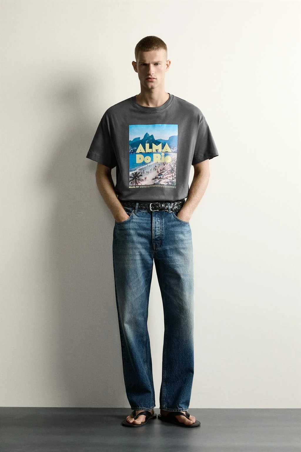 RELAXED FIT RÍO GRAPHIC T-SHIRT