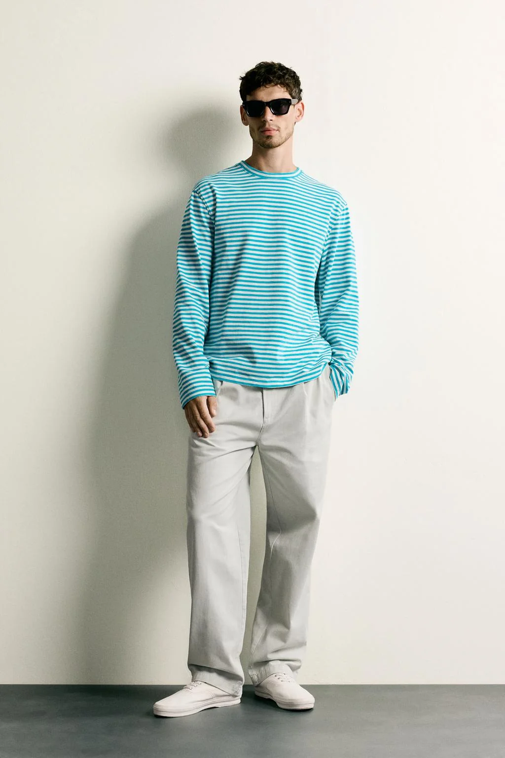 STRAIGHT-LEG PLEATED CHINOS