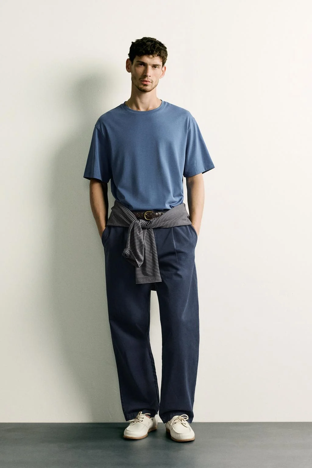 STRAIGHT-LEG PLEATED CHINOS