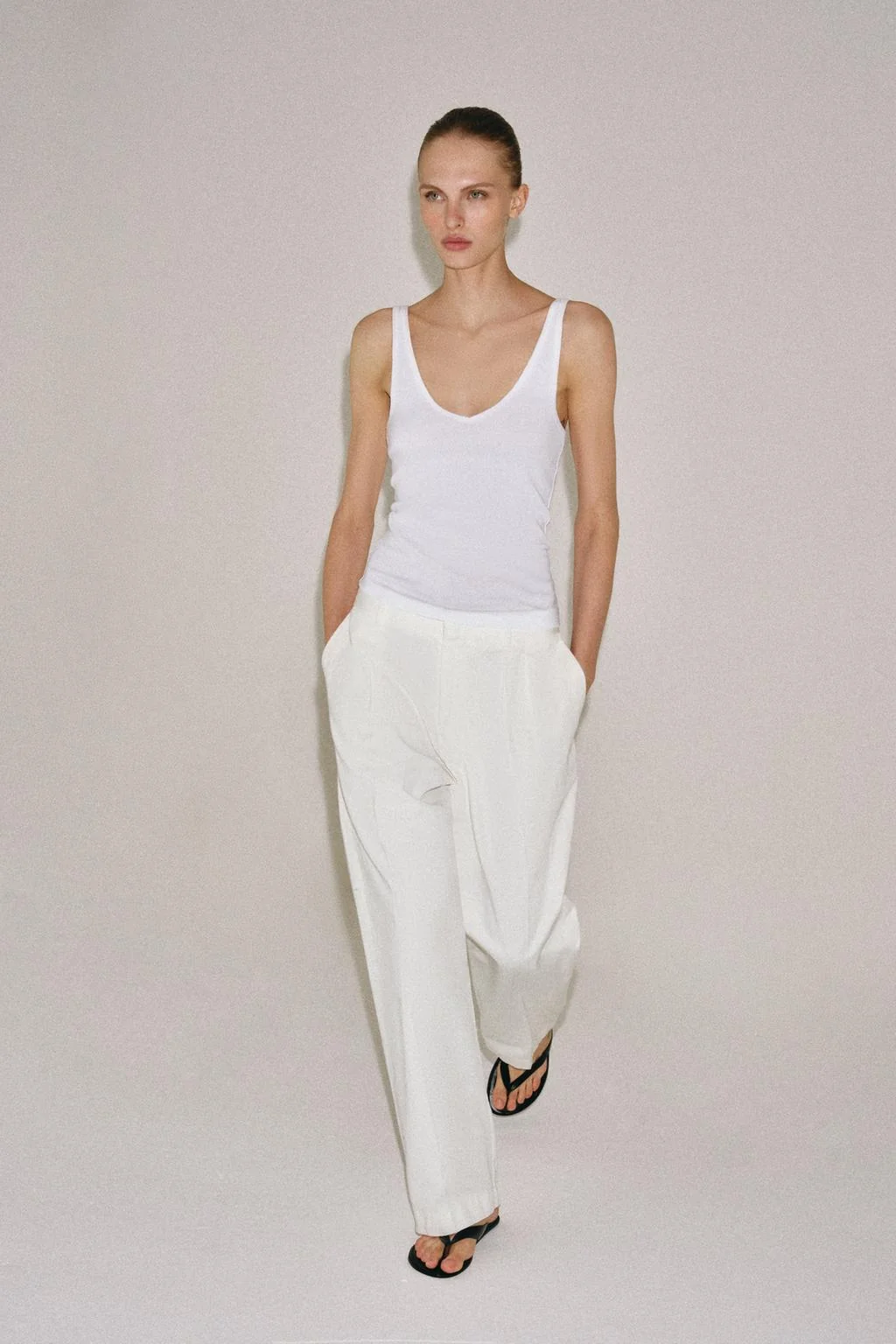 COTTON STRAPPY TOP