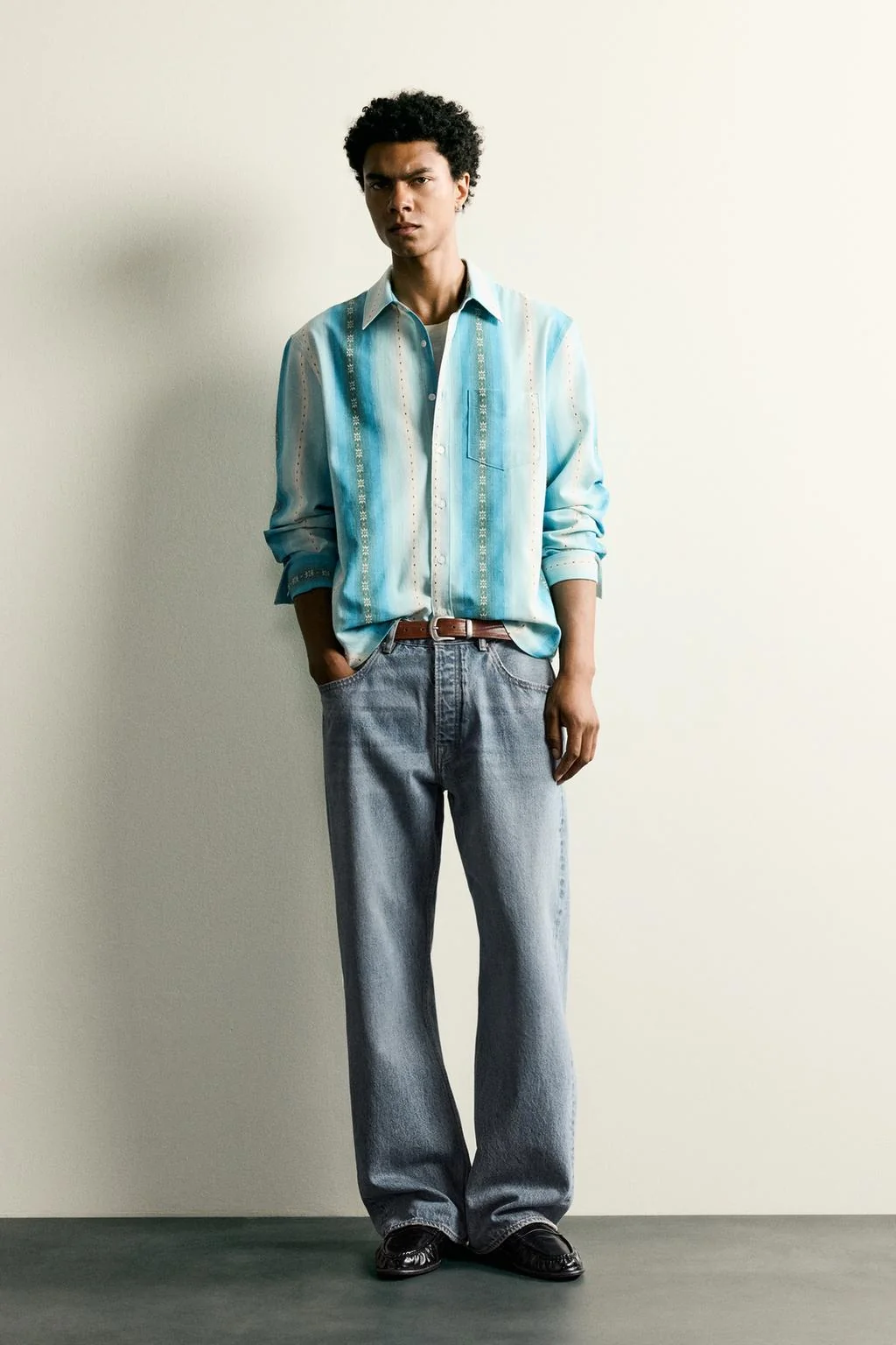 RELAXED FIT STRIPED JACQUARD SHIRT