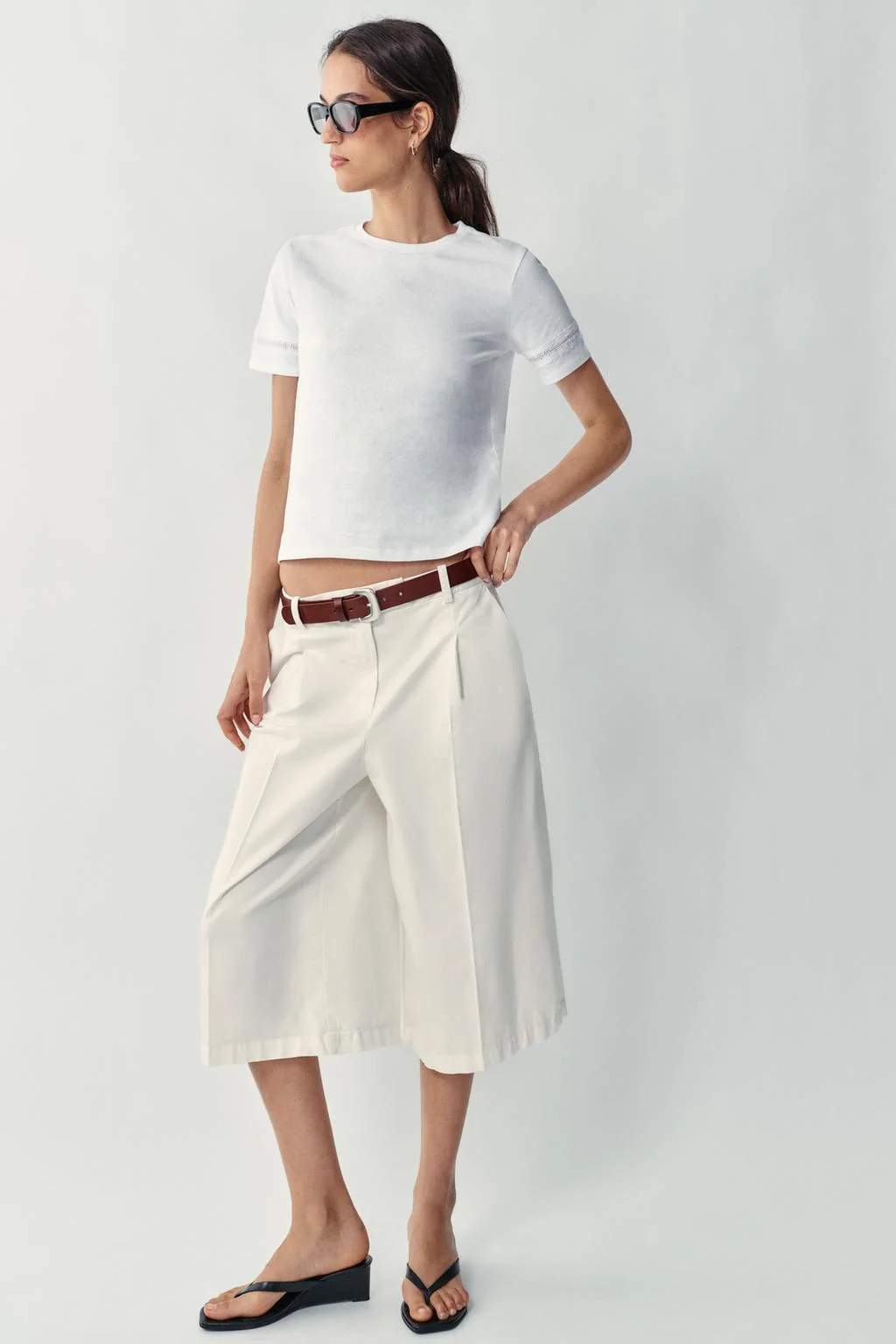 SHORT SLEEVE T-SHIRT WITH TRIM