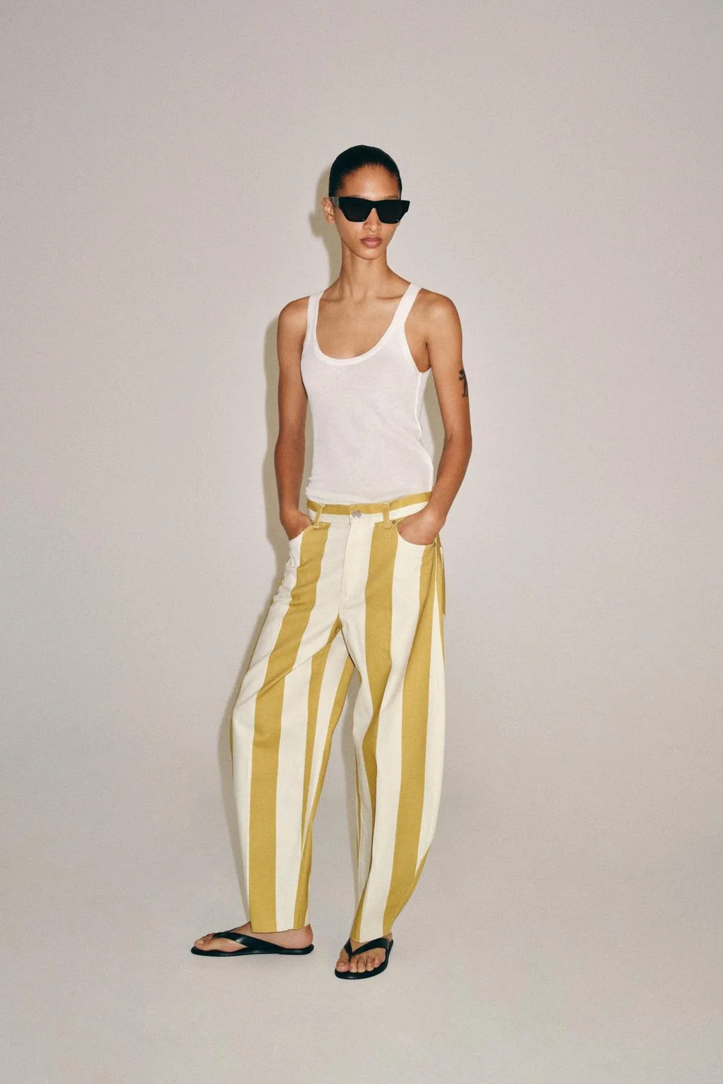 ZW COLLECTION HIGH-WAIST TAPERED STRIPED JEANS