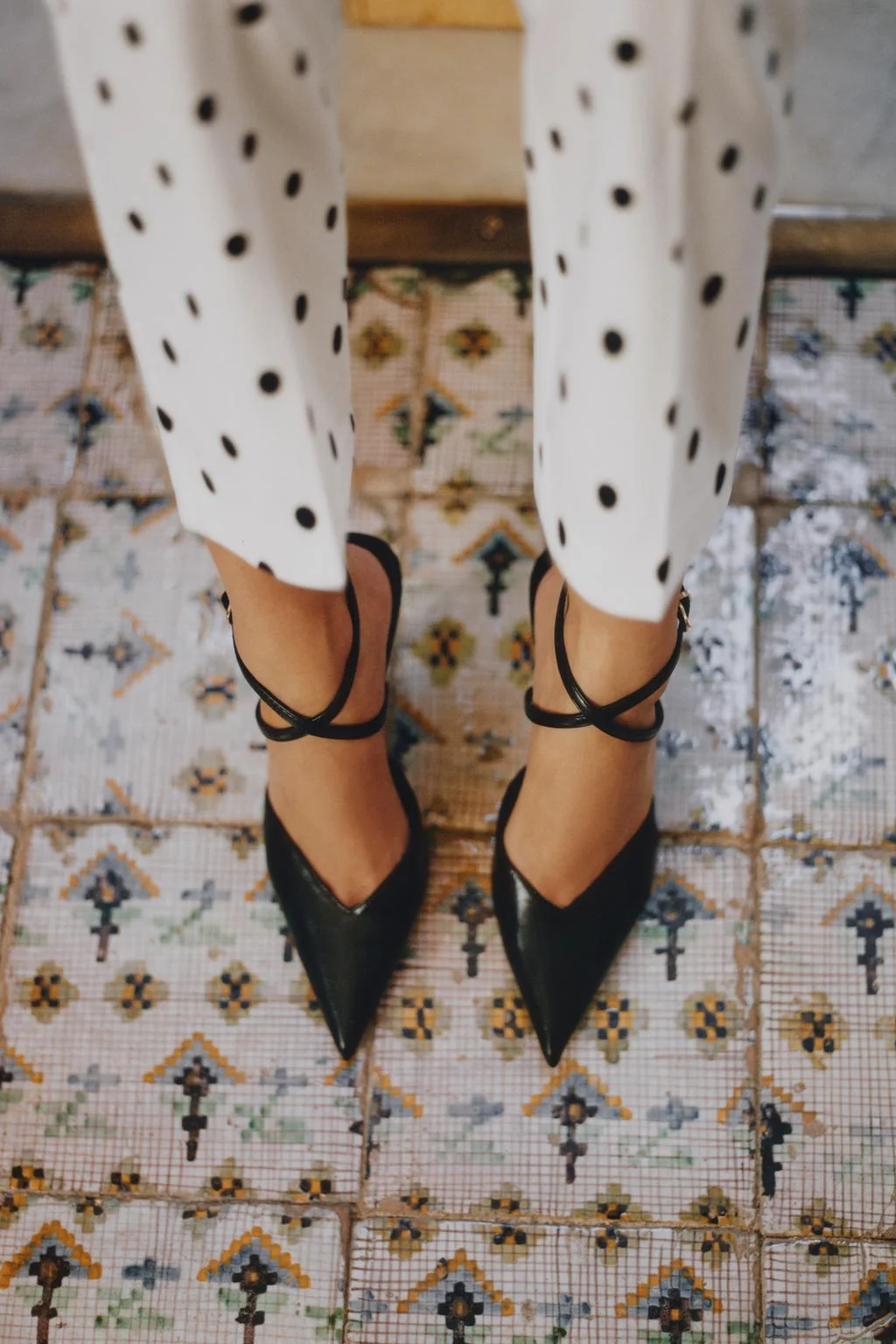 POINTED SLINGBACK SHOES