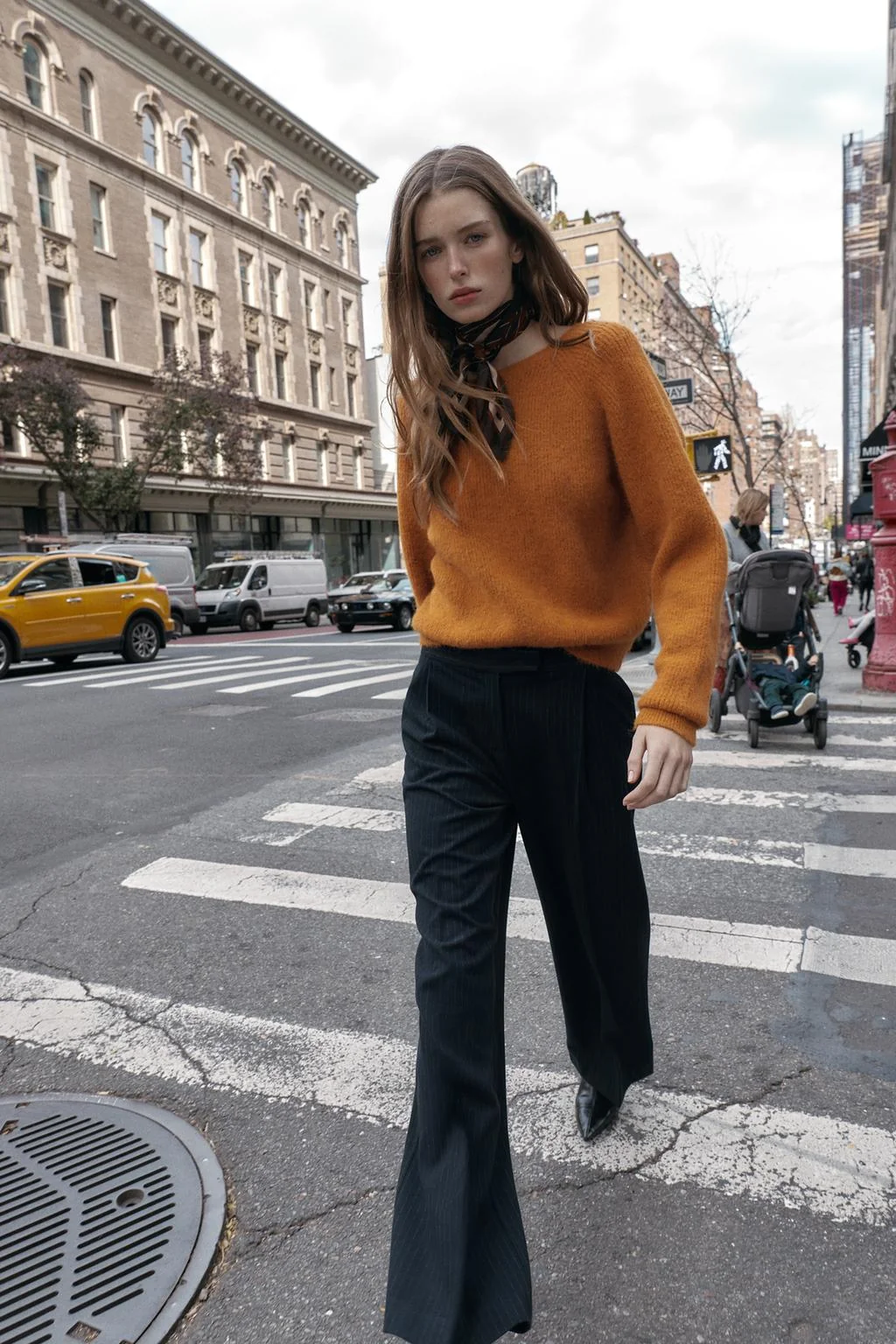 Брюки с завышенной талией с широкими штанинами