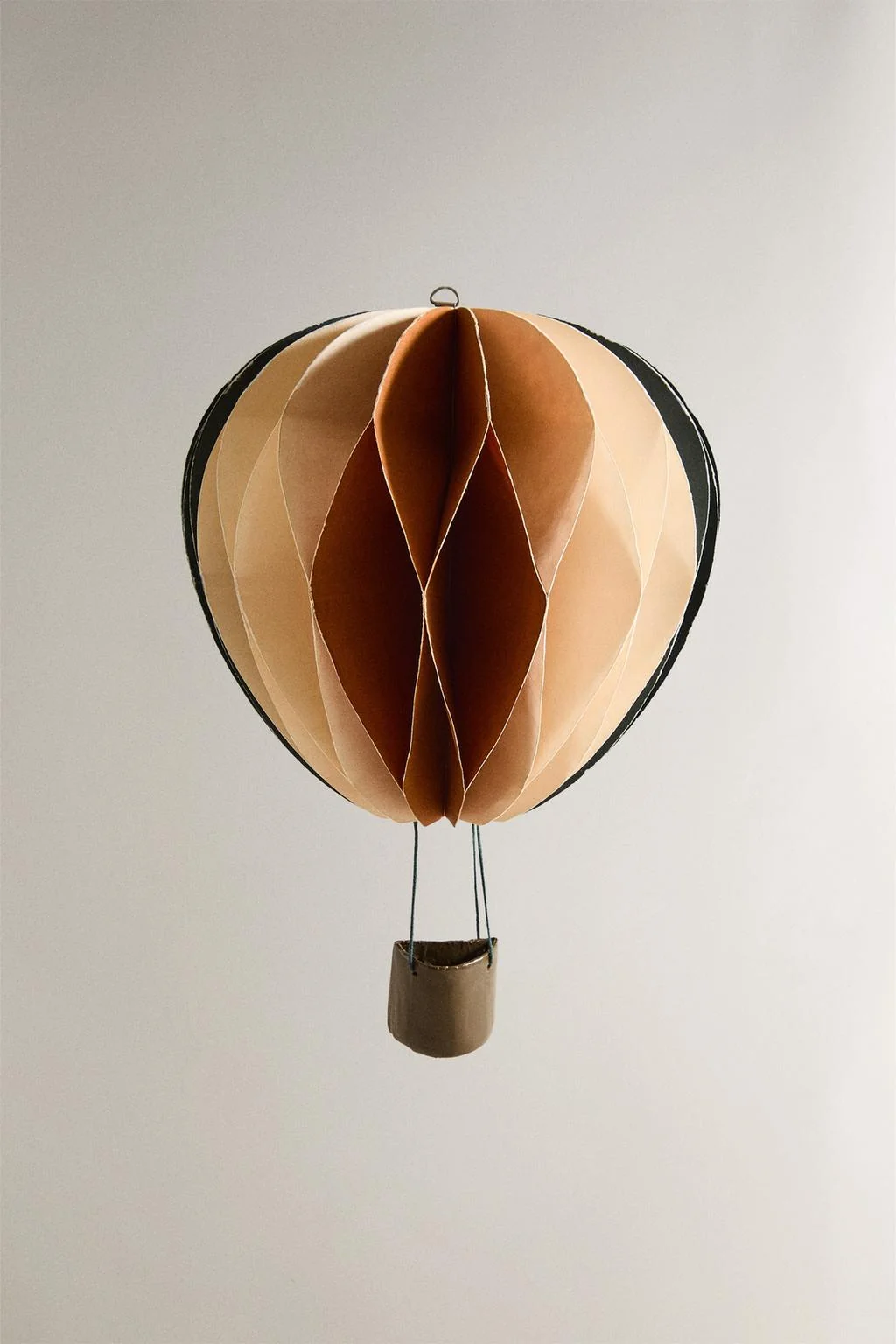 Цветной бумажный шар для стены (21 см) — Декоративные аксессуары