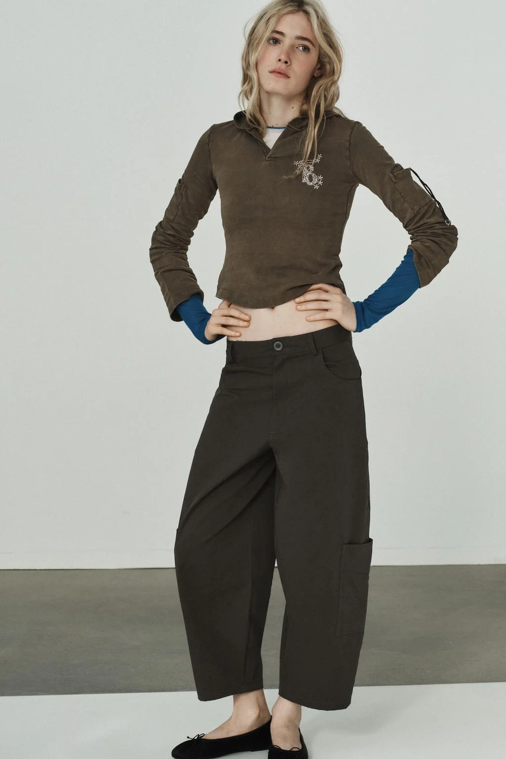 Объёмные брюки-карго