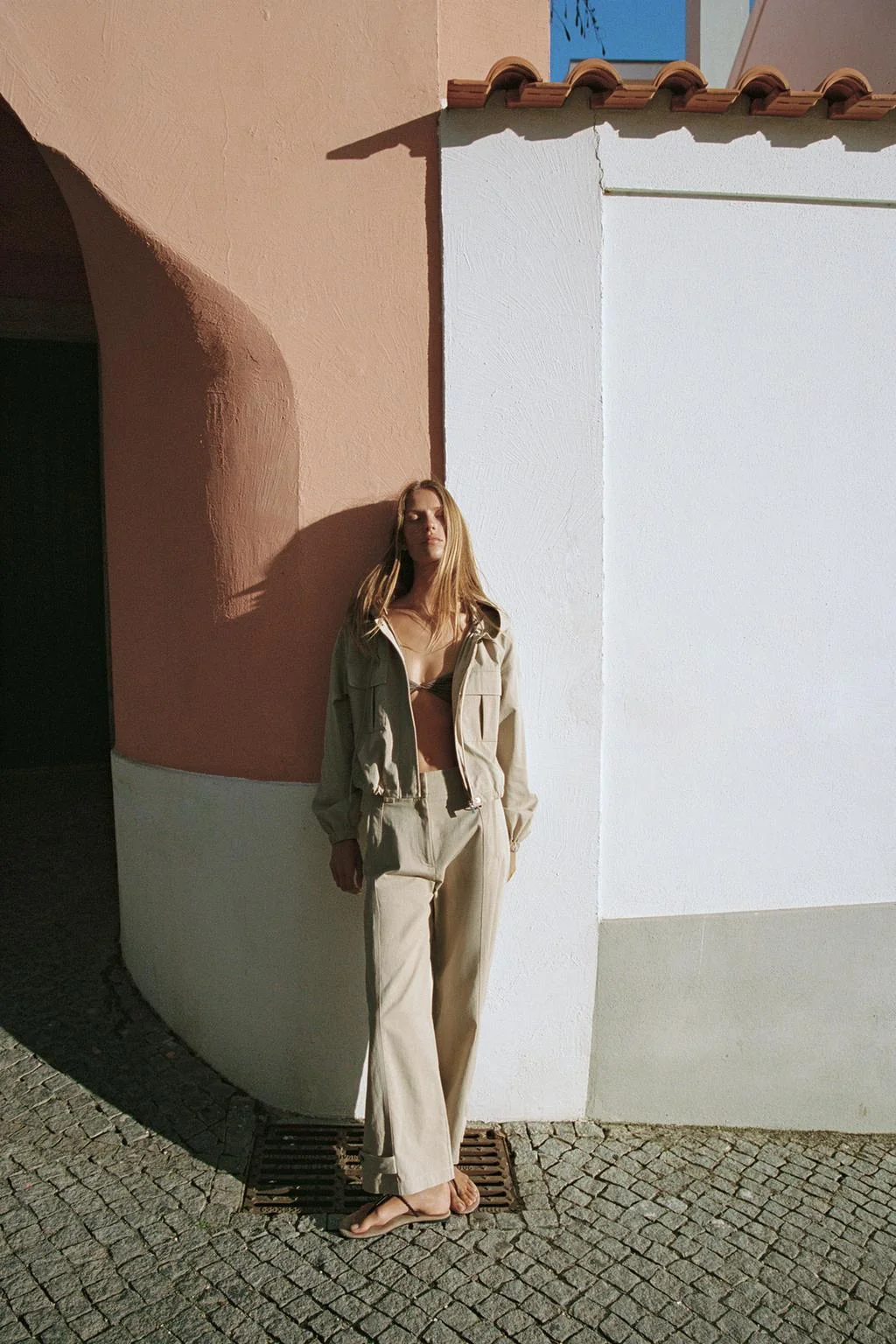 Куртка баллон с капюшоном