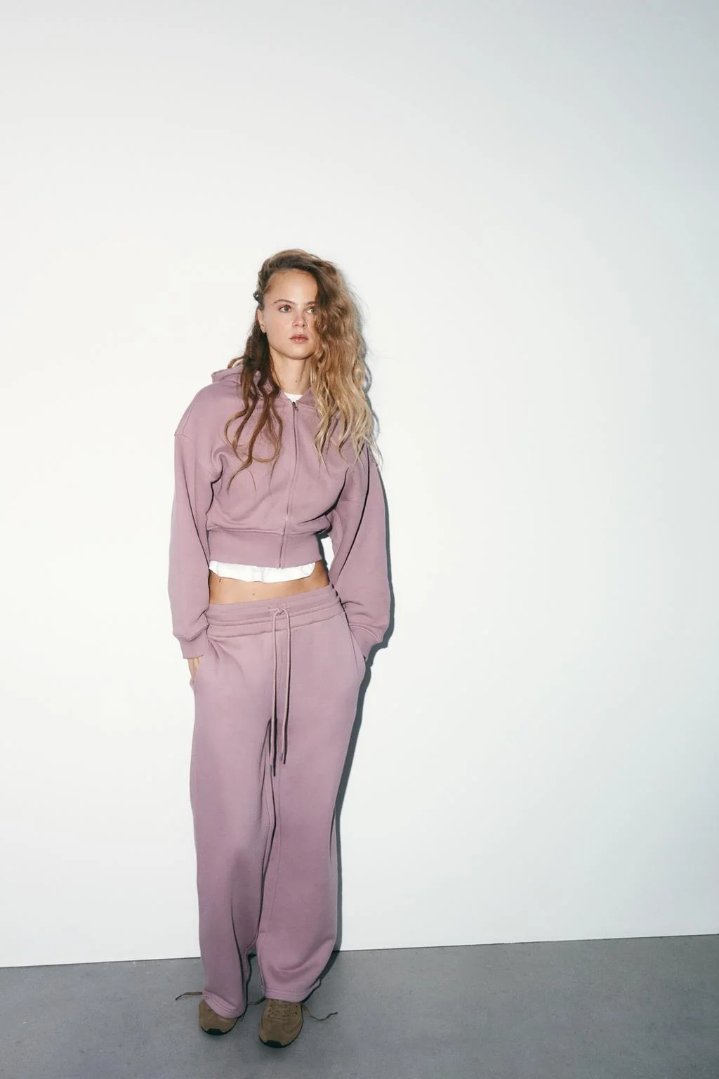 Плюшевые брюки прямого кроя — Джоггеры