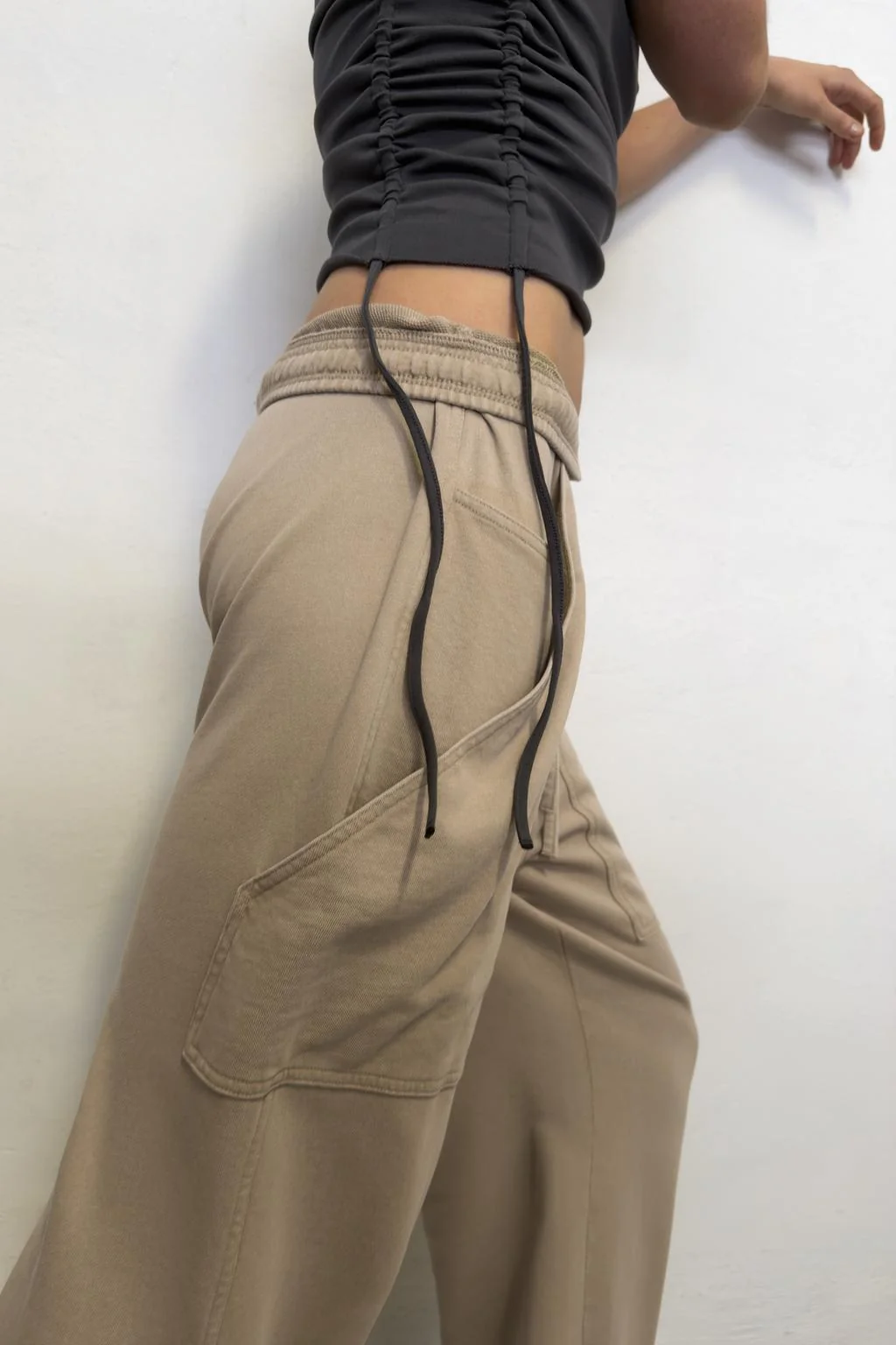 Джоггеры с карманами — Джоггеры