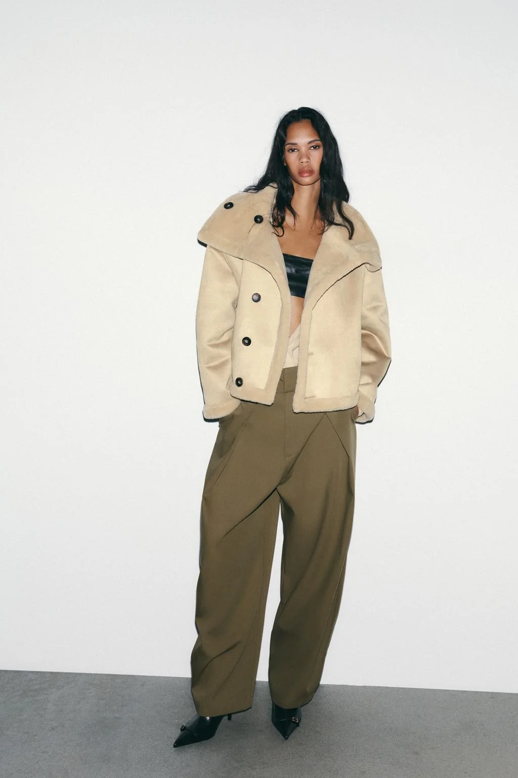 Брюки с эффектом баллон и складками