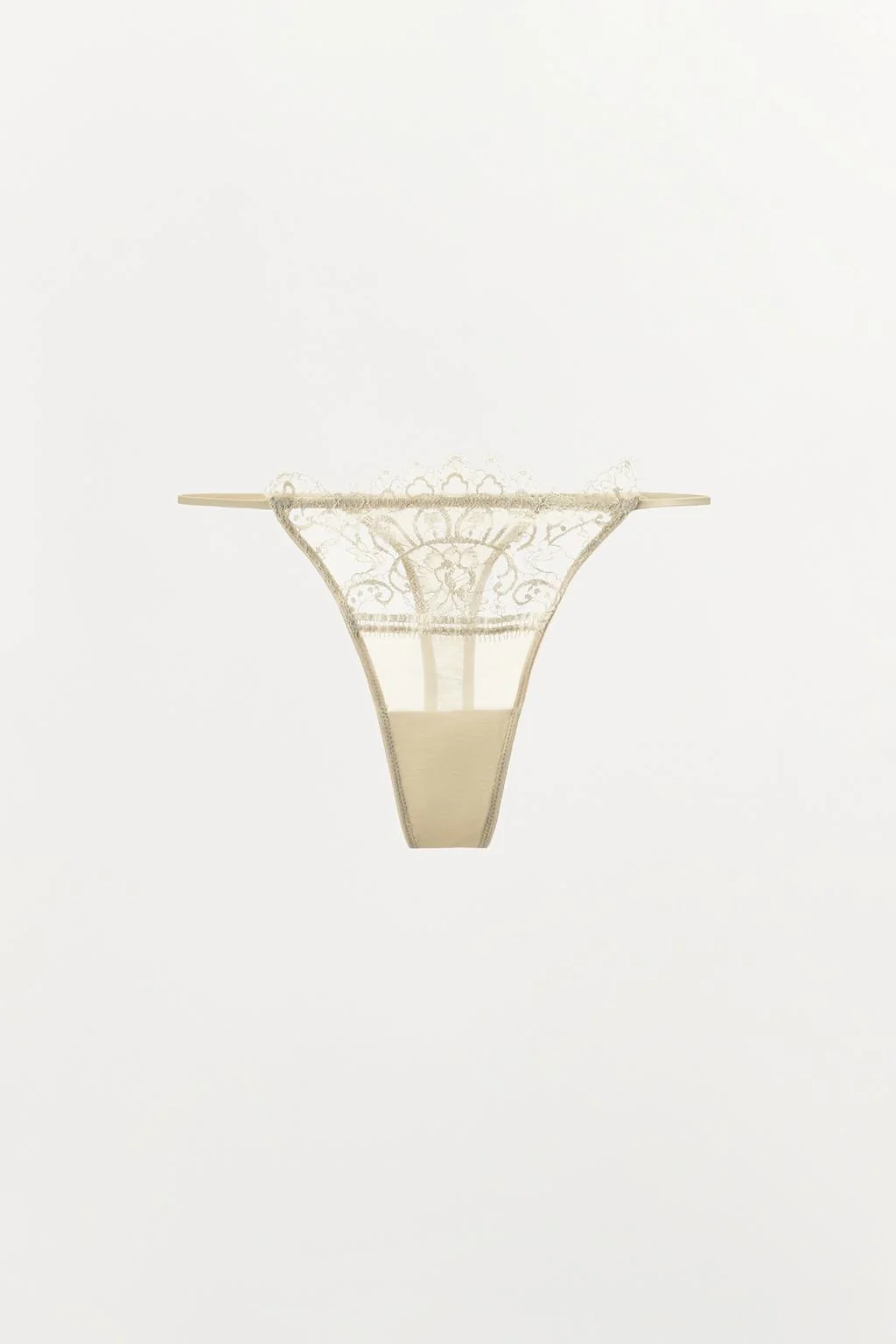 Кружевные стринги