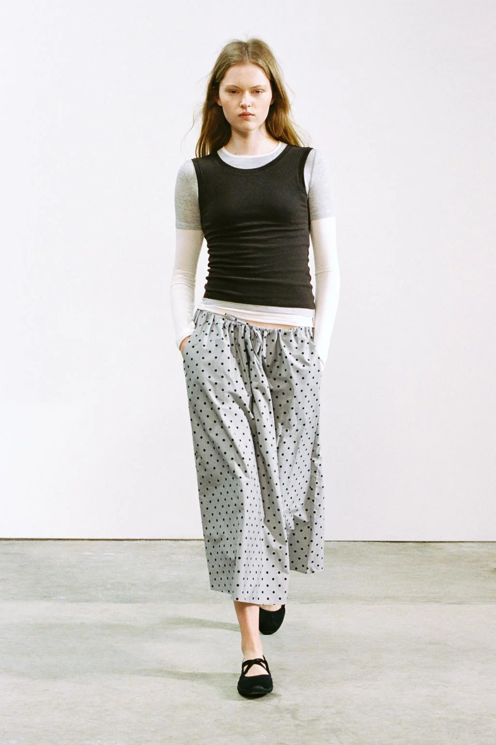 Юбка миди в горошек