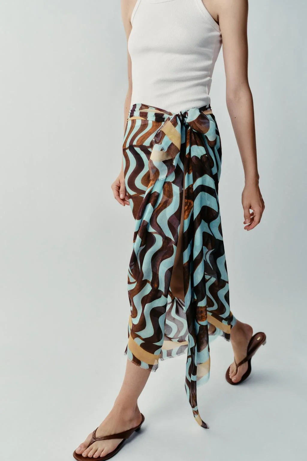 WAVY PRINT MODAL SILK SCARF
